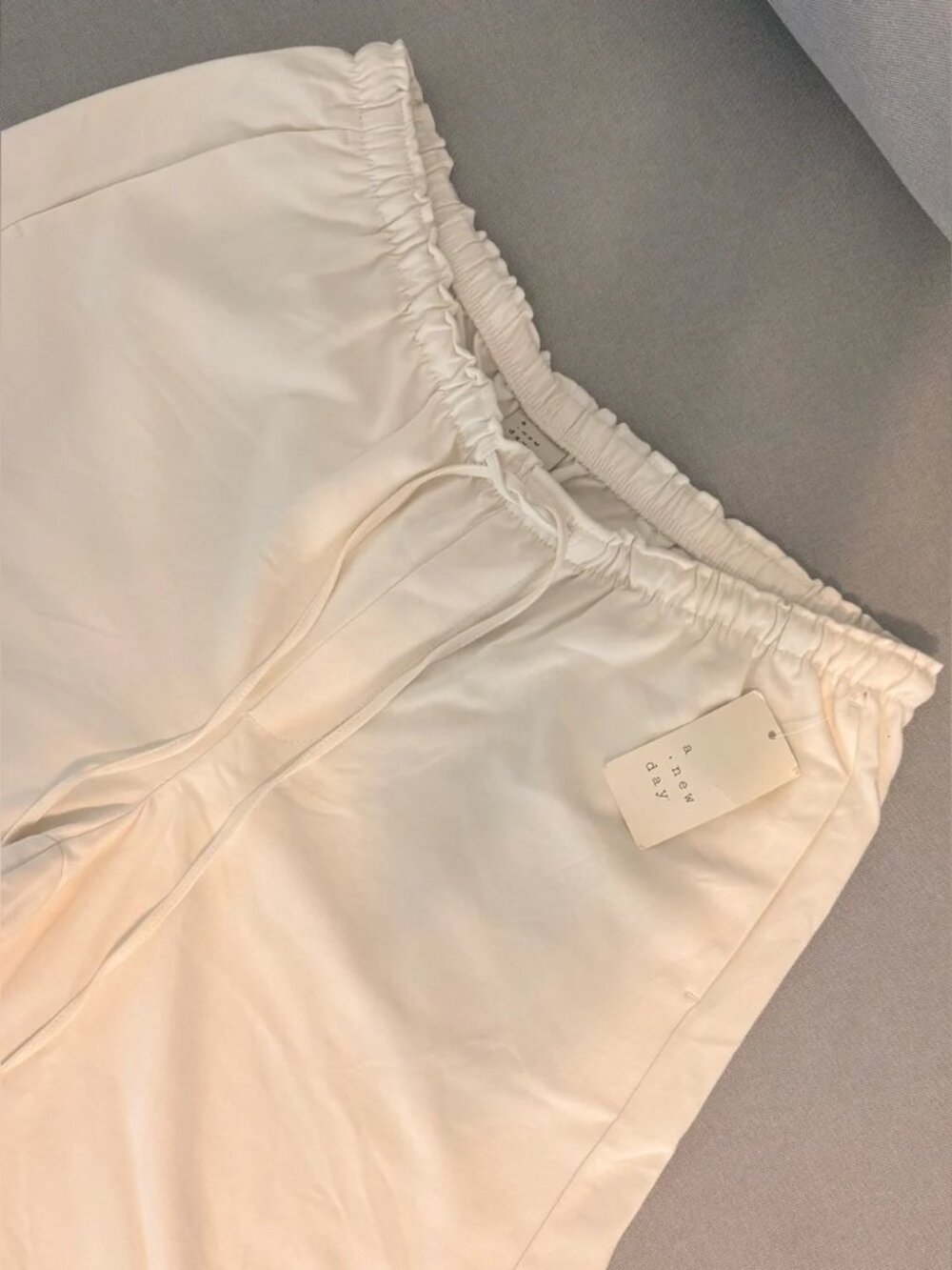 A New Day Cream Wide Leg Pull On Pants Women's Size L NWT - Picture 3 of 4